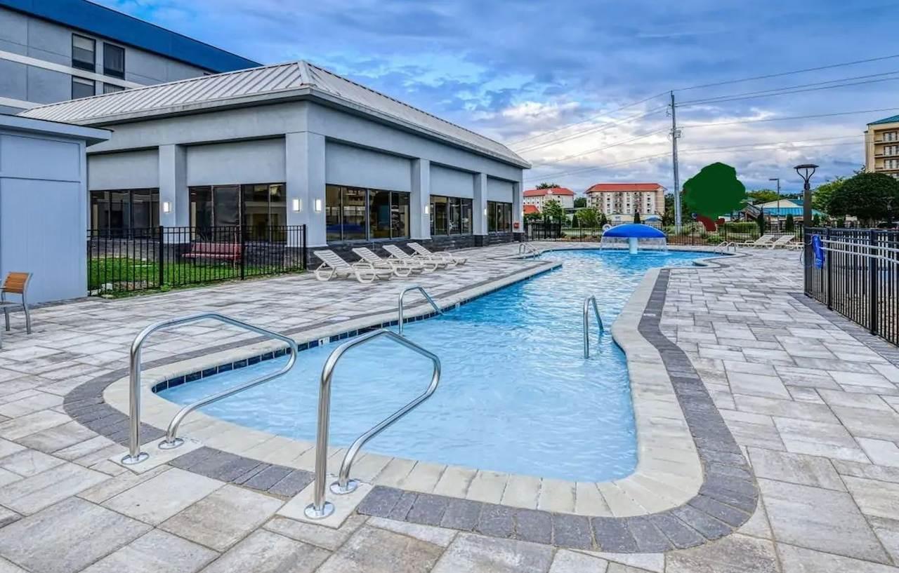 Holiday Inn Express Hotel & Suites Pigeon Forge By Ihg Exteriör bild